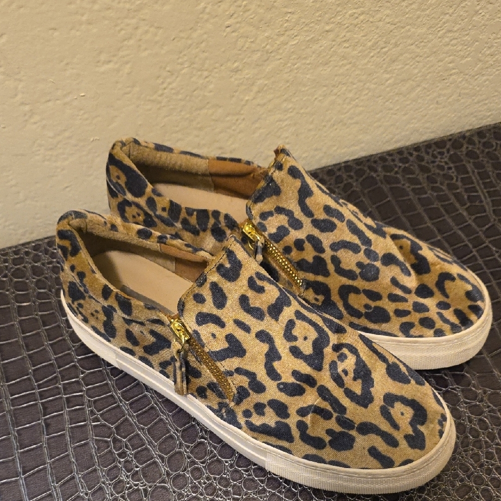 Steve Madden Glaamar Zip Leopard Print Platform Sneakers Size 9